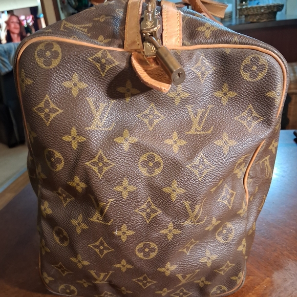 Louis Vuitton Brown Monogram Travel Bag - Picture 4 of 16